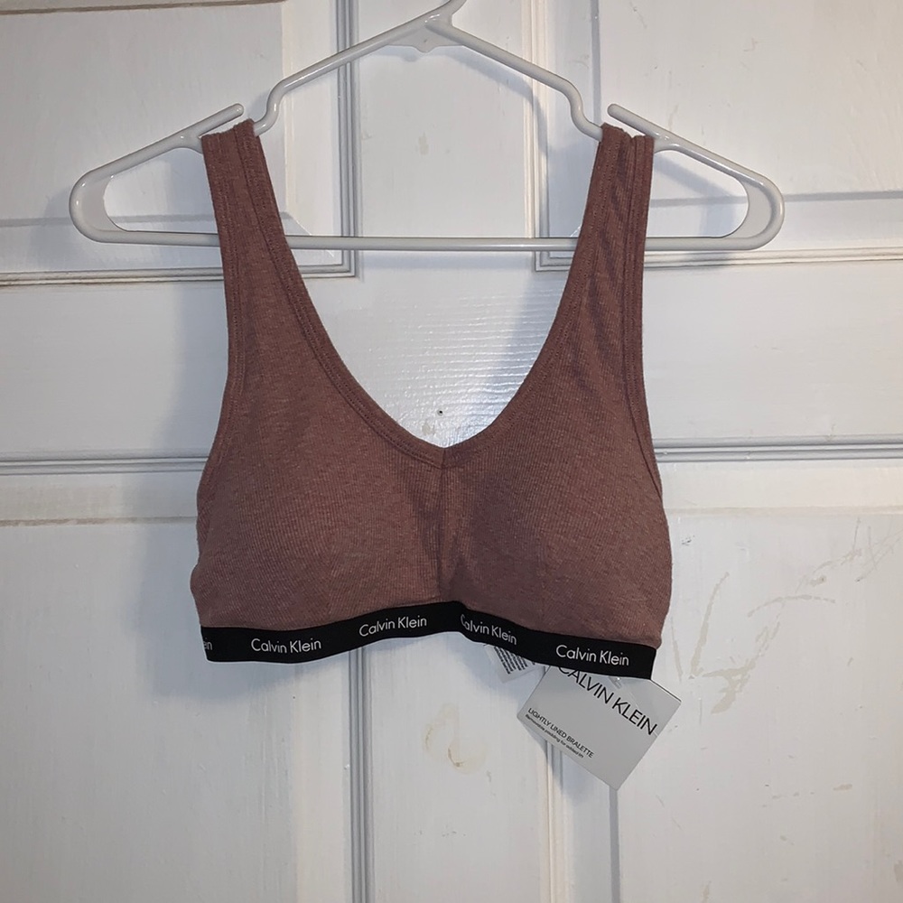 NWT Calvin Klein lightly lined bralette in mauve